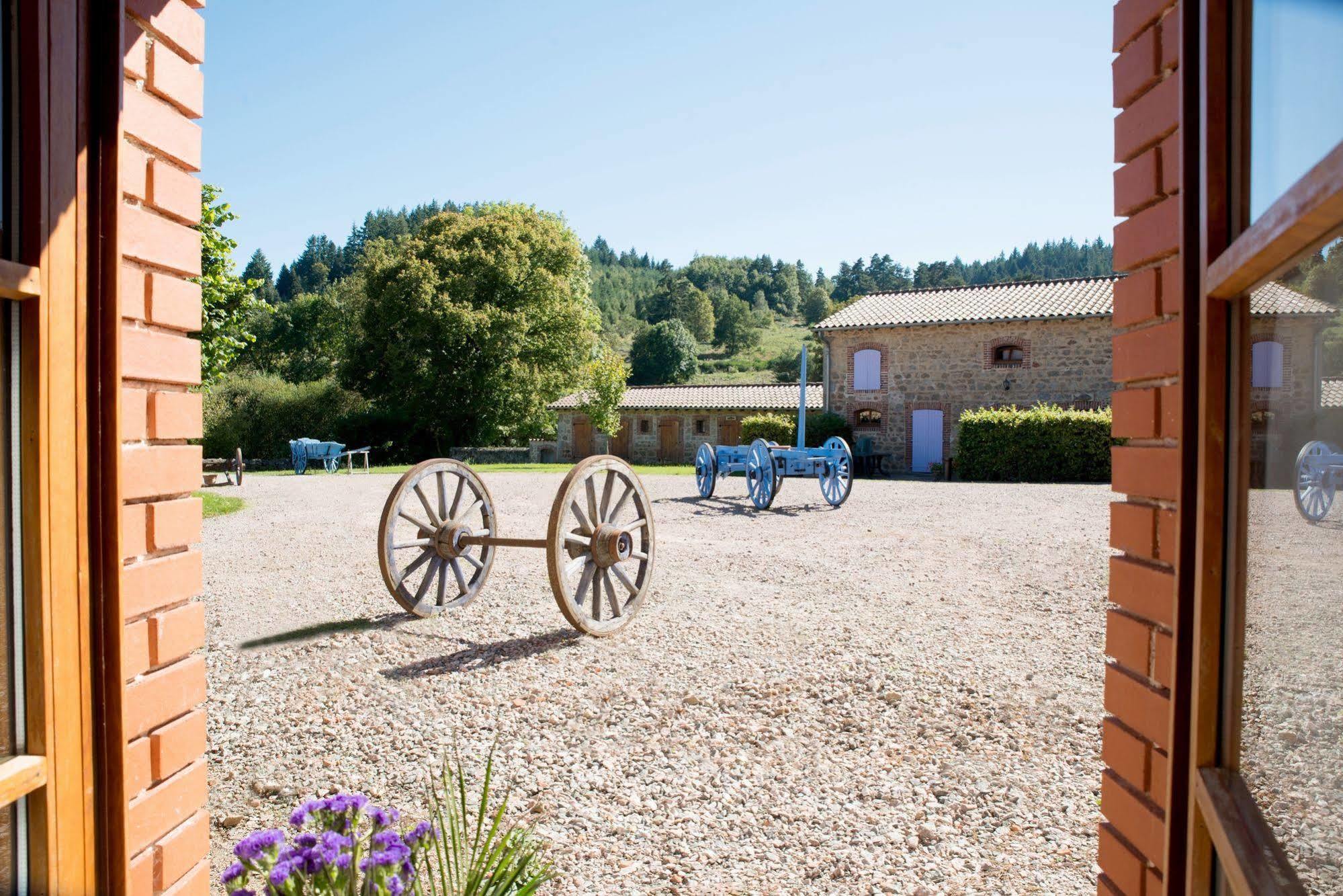 Domaine De La Plagnette Otel Les Salles Dış mekan fotoğraf